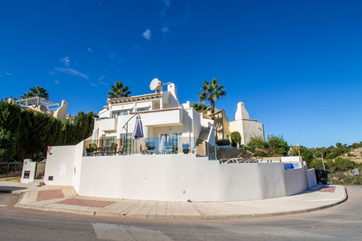 Resale - Villa - Orihuela Costa - Las Ramblas