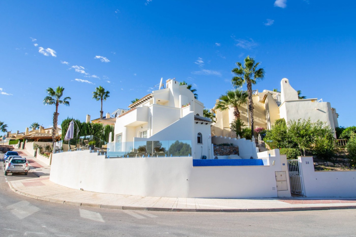 Resale - Villa - Orihuela Costa - Las Ramblas