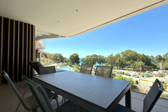 Resale - Apartment  - Villajoyosa - 1a linea