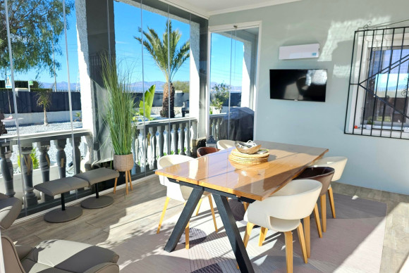 Herverkoop - Vrijstaande Villa - La Marina - La Marina - Urbanization