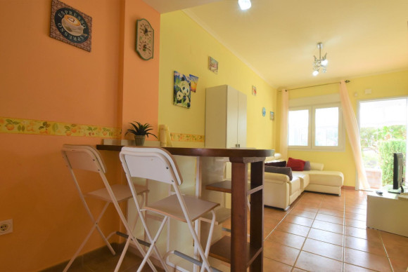 Resale - Apartment  - Pilar de la Horadada - Mil Palmeras