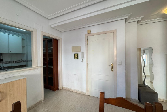 Herverkoop - Appartement  - Torrevieja - Estacion de autobuses