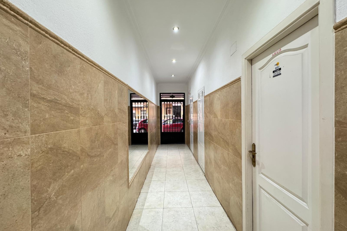 Herverkoop - Appartement  - Torrevieja - Estacion de autobuses