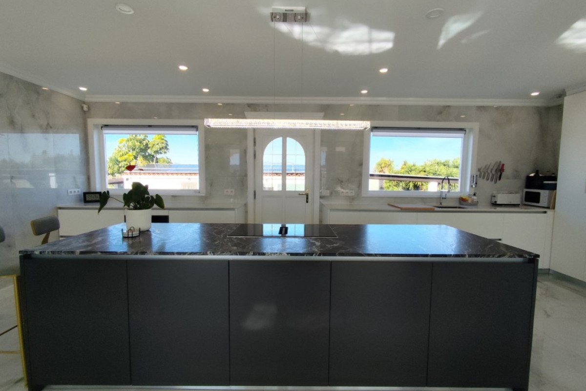 Resale - Villa - El Mudamiento