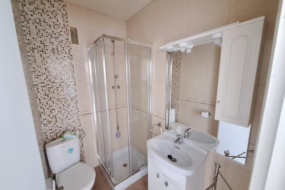 Lange Termijn Verhuur - Appartement  - Torrevieja - Punta prima