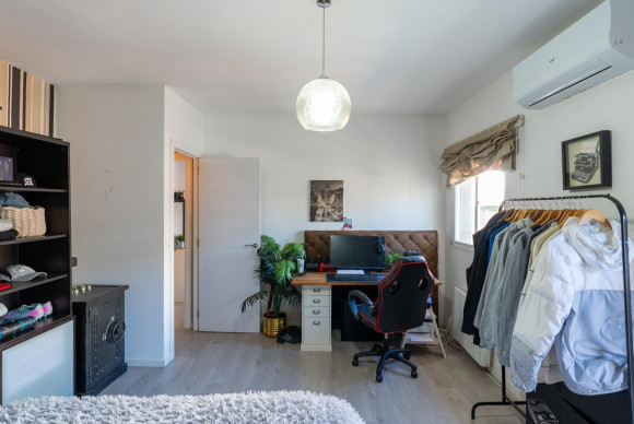 Resale - Apartment  - Madrid - Moscardó