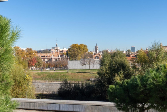 Resale - Apartment  - Madrid - Moscardó