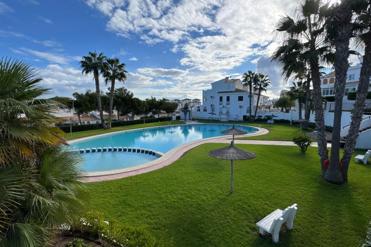 Herverkoop - Appartement - Torrevieja - La Mata