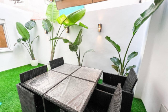 Resale - Apartment  - Valencia - Camí Fondo