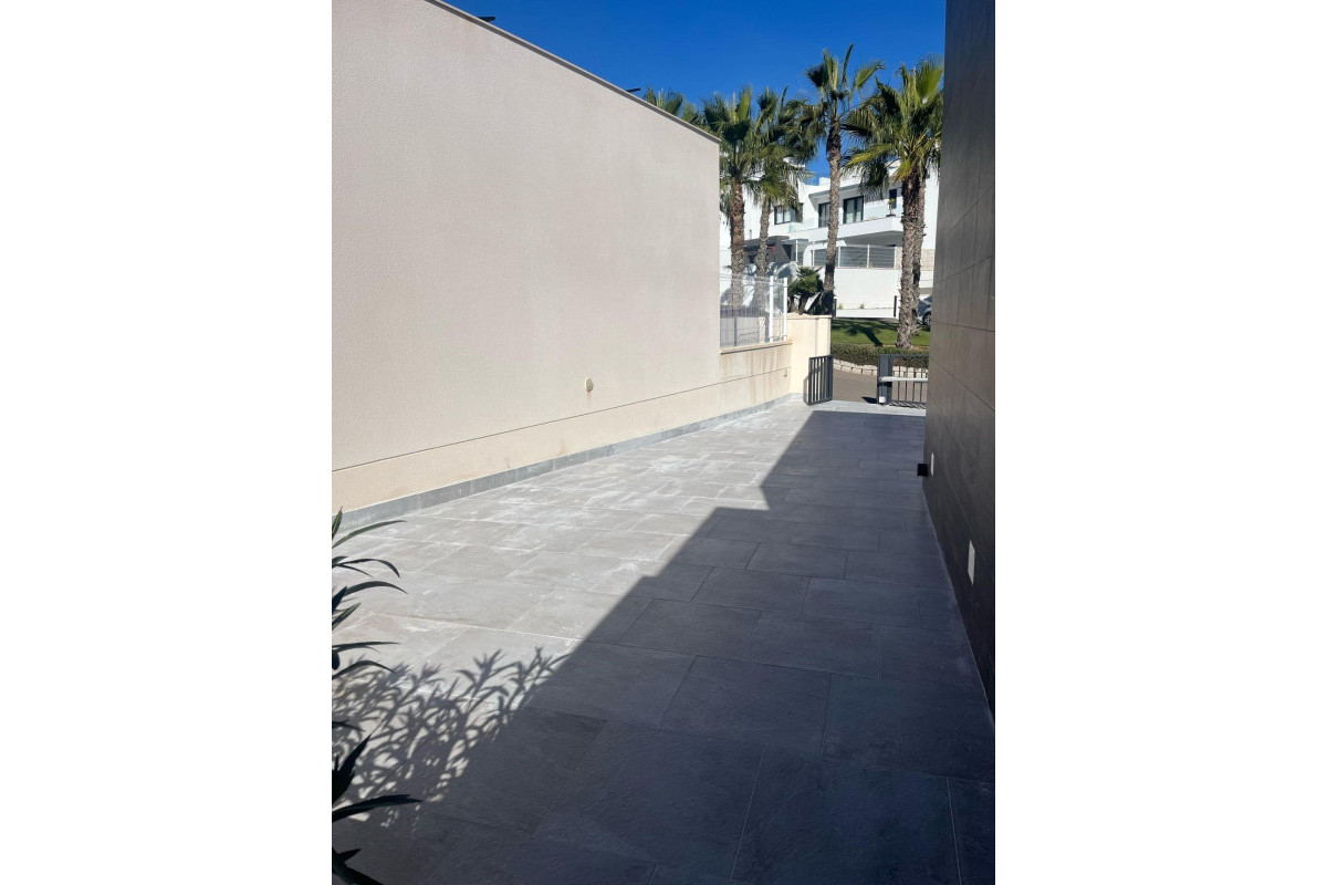 Resale - Villa - San Miguel de Salinas - Costa blanca sur