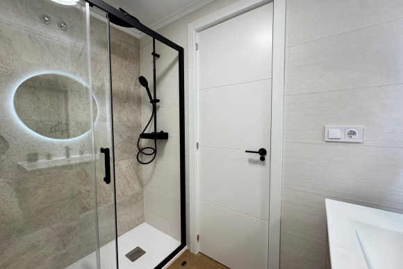 Herverkoop - Appartement  - Torrevieja - El limonar