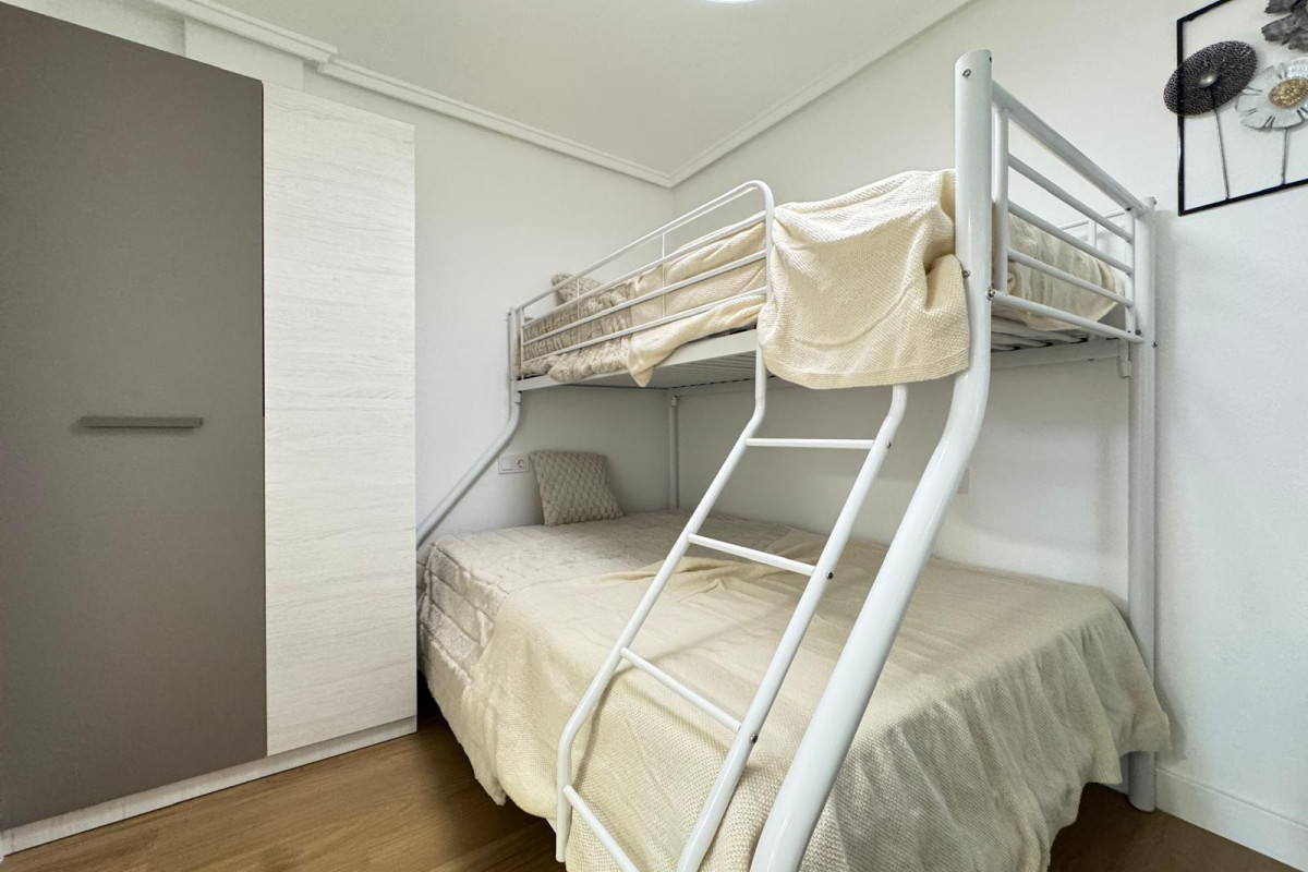 Herverkoop - Appartement  - Torrevieja - El limonar