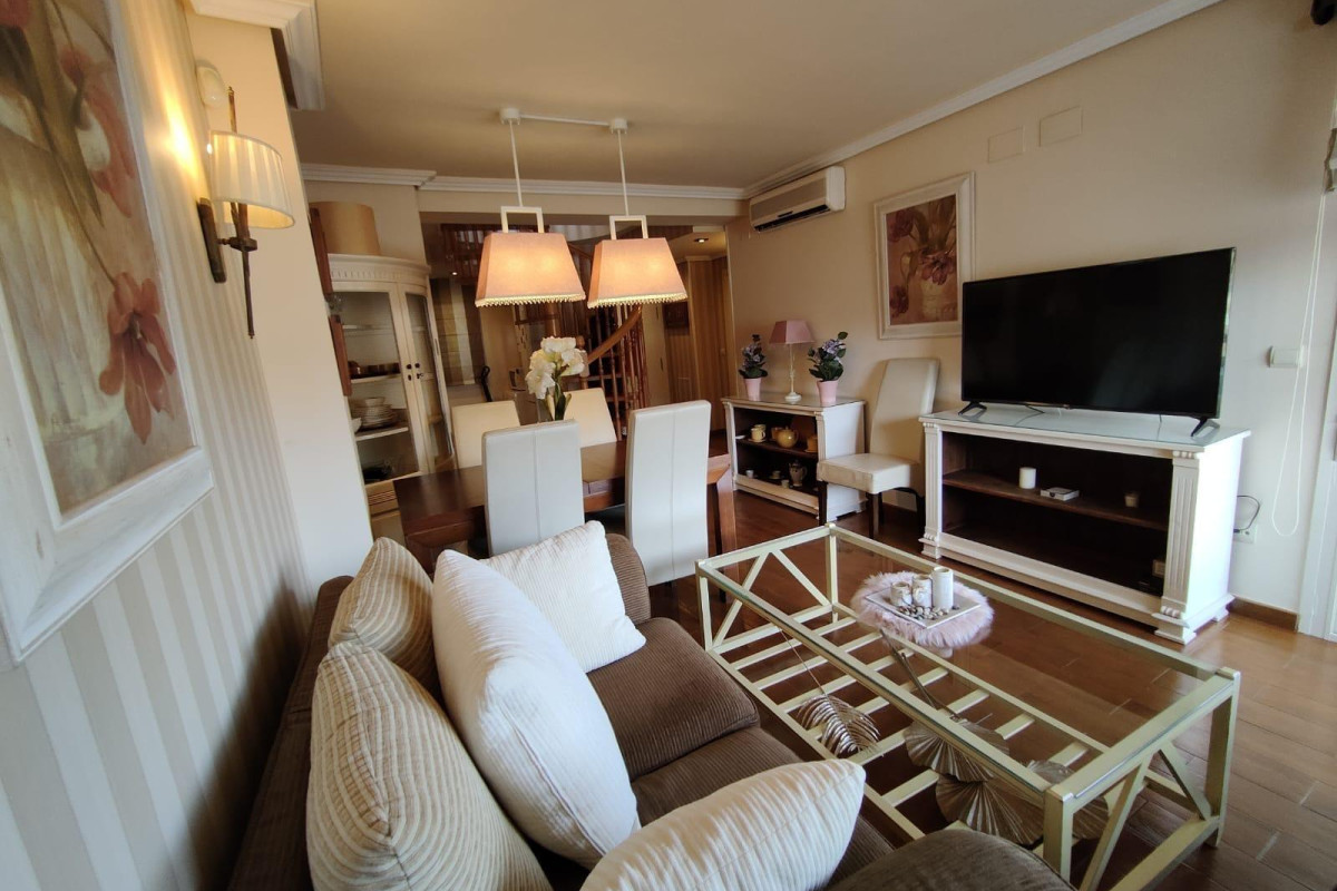 Lange Termijn Verhuur - Penthouse Dúplex - Villajoyosa - Cala Villajoyosa