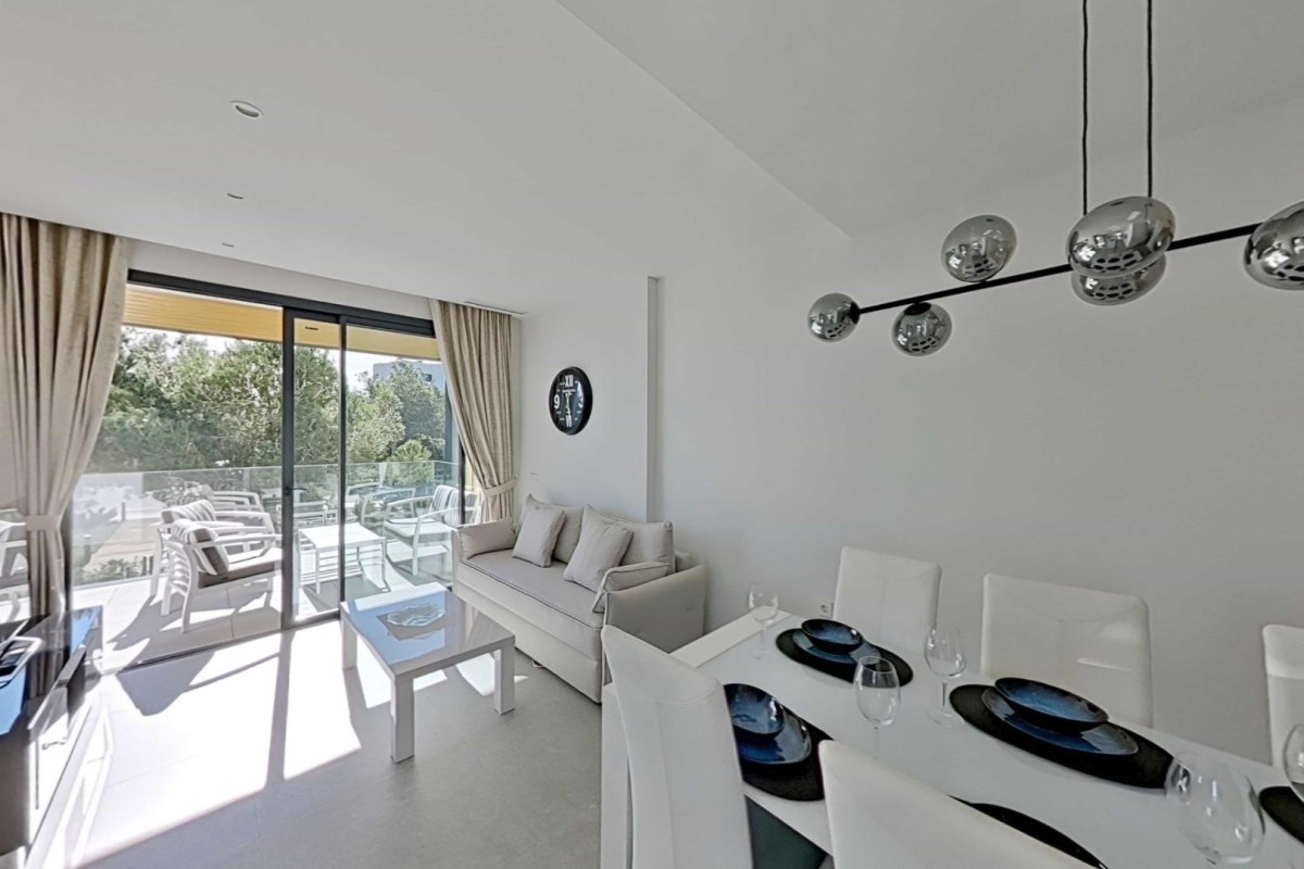 Resale - Apartment  - Orihuela - Las Colinas Golf