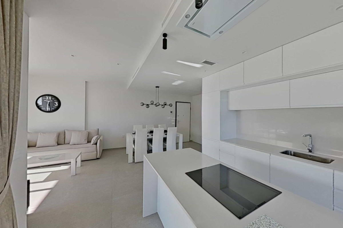 Resale - Apartment  - Orihuela - Las Colinas Golf