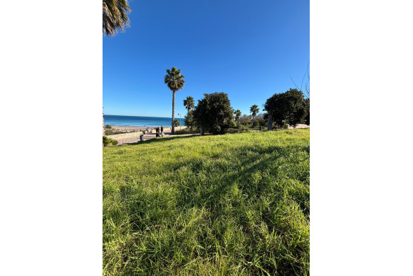 Resale - Apartment  - Pilar de la Horadada - Mil Palmeras