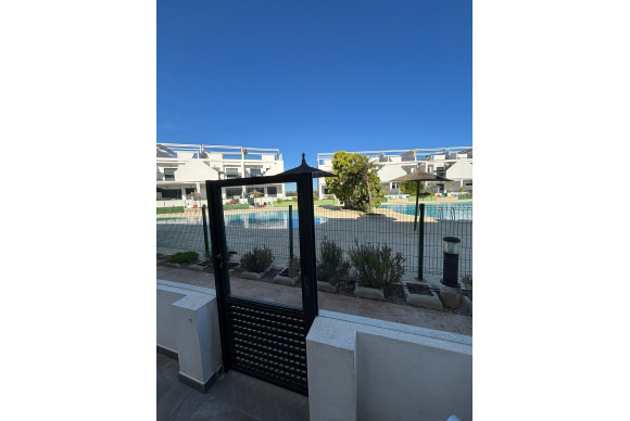 Resale - Apartment  - Pilar de la Horadada - Mil Palmeras