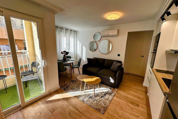 Herverkoop - Appartement  - Torrevieja - Centro