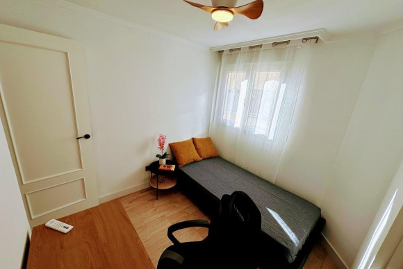 Herverkoop - Appartement  - Torrevieja - Centro