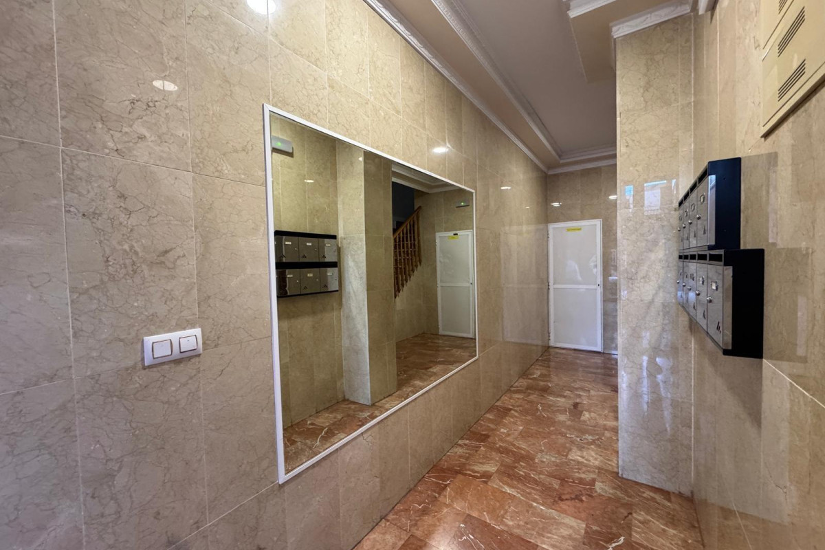 Resale - Apartment  - Torrevieja