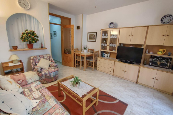 Resale - Apartment  - Torrevieja - Playa de los Locos