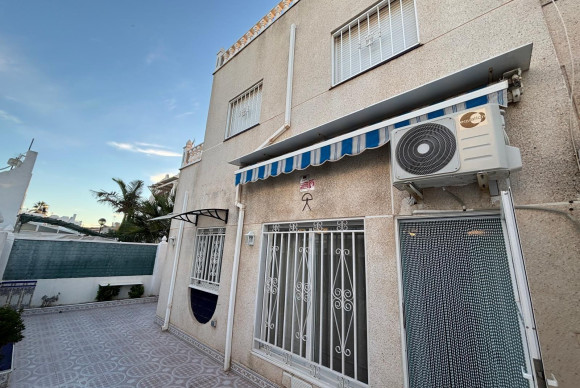 Resale - Pareado - Torrevieja - Carrefour