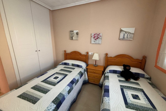 Resale - Pareado - Torrevieja - Carrefour