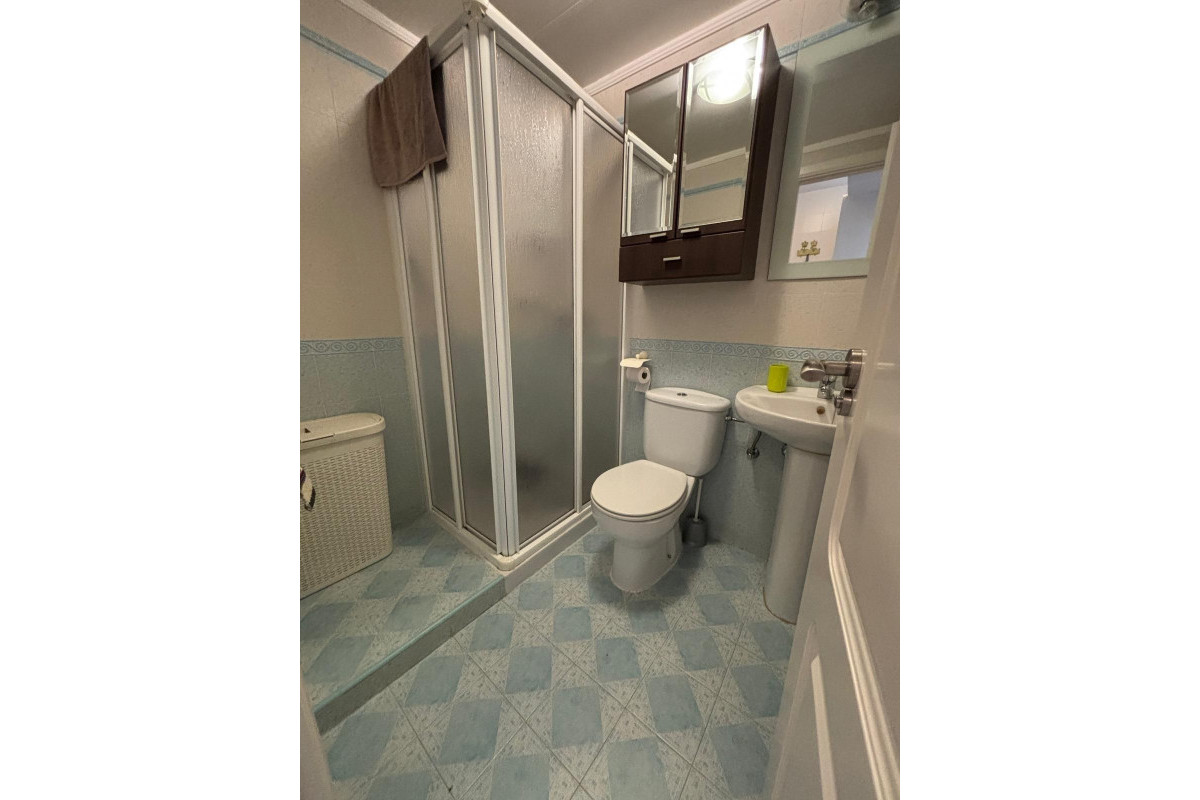 Resale - Pareado - Torrevieja - Carrefour