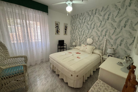 Resale - Pareado - Torrevieja - Carrefour