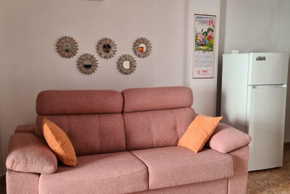 Resale - Apartment  - Torrevieja - Estacion de autobuses