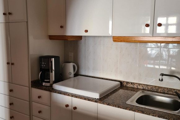 Resale - Apartment  - Torrevieja - Estacion de autobuses