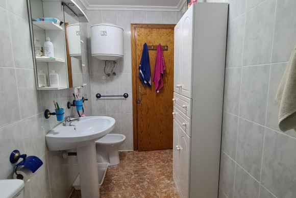 Resale - Apartment  - Torrevieja - Estacion de autobuses