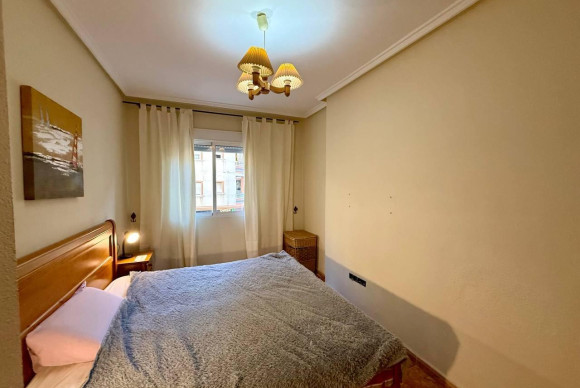 Herverkoop - Appartement  - Torrevieja - Playa del Cura