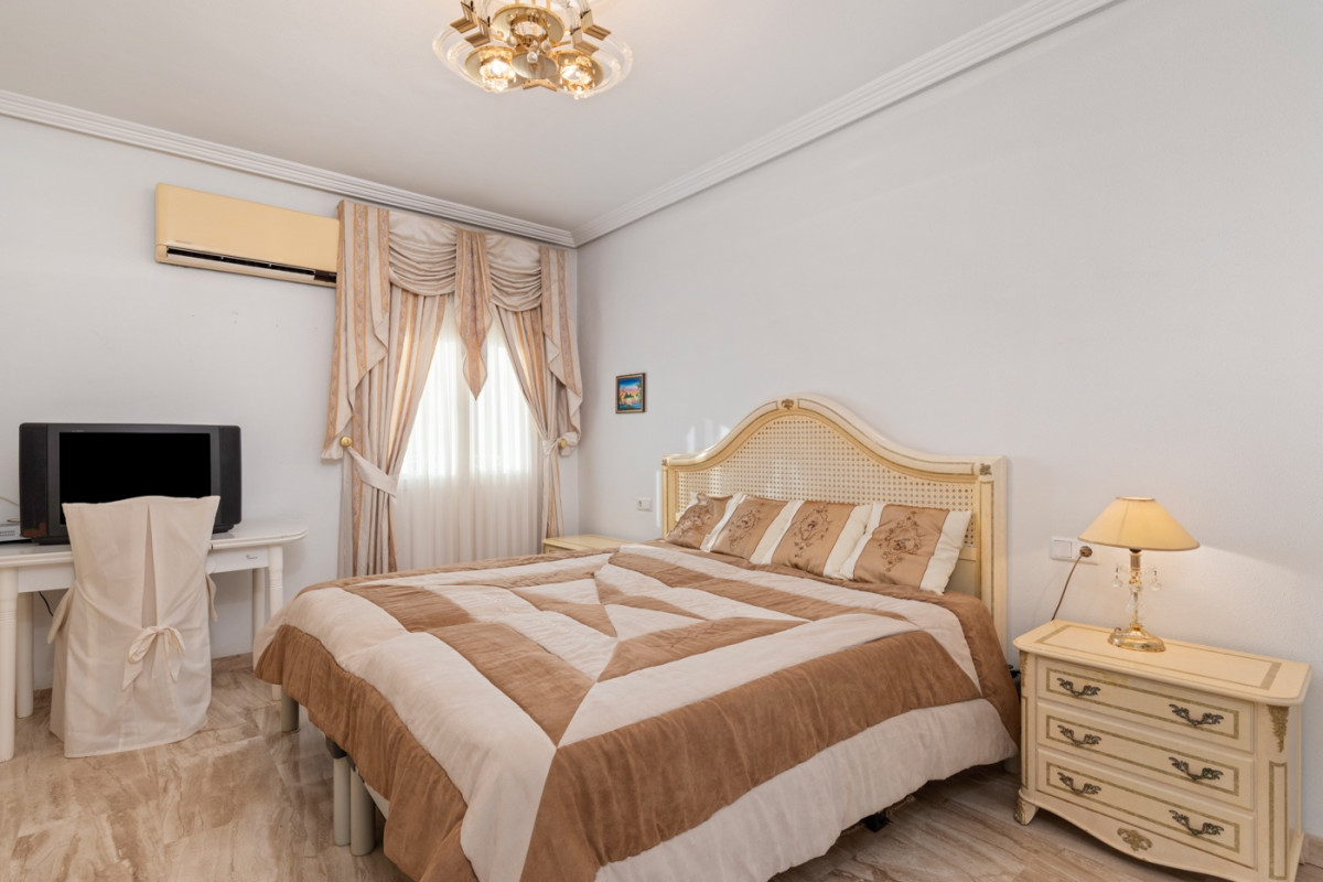 Resale - House - Ciudad Quesada - Doña pepa