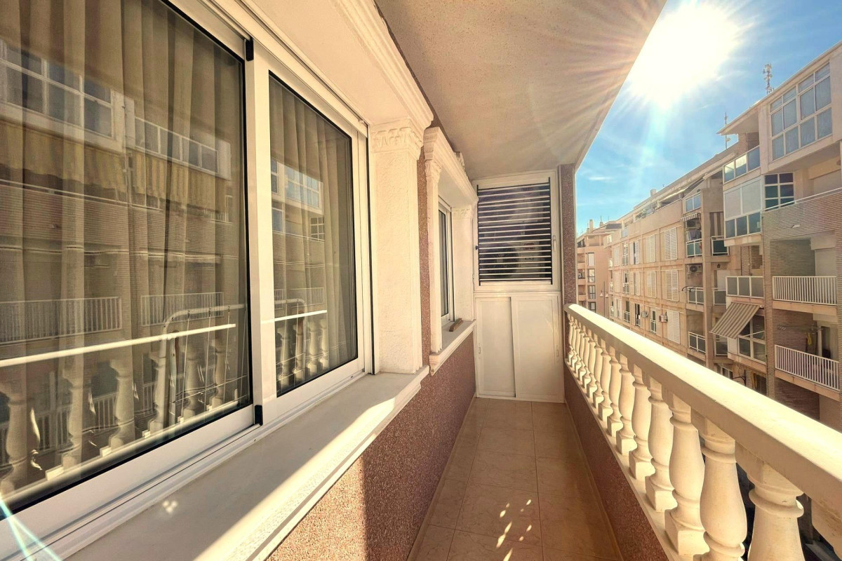 Herverkoop - Appartement  - Torrevieja - Playa del Cura