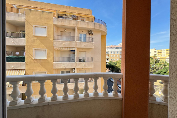 Revente - Appartement - Torrevieja - Estacion de autobuses