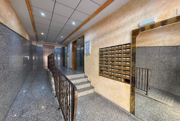 Revente - Appartement - Torrevieja - Estacion de autobuses