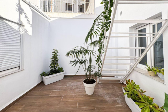 Herverkoop - Hotel - Torrevieja - Centro