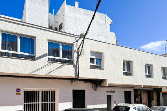 Herverkoop - Hotel - Torrevieja - Centro