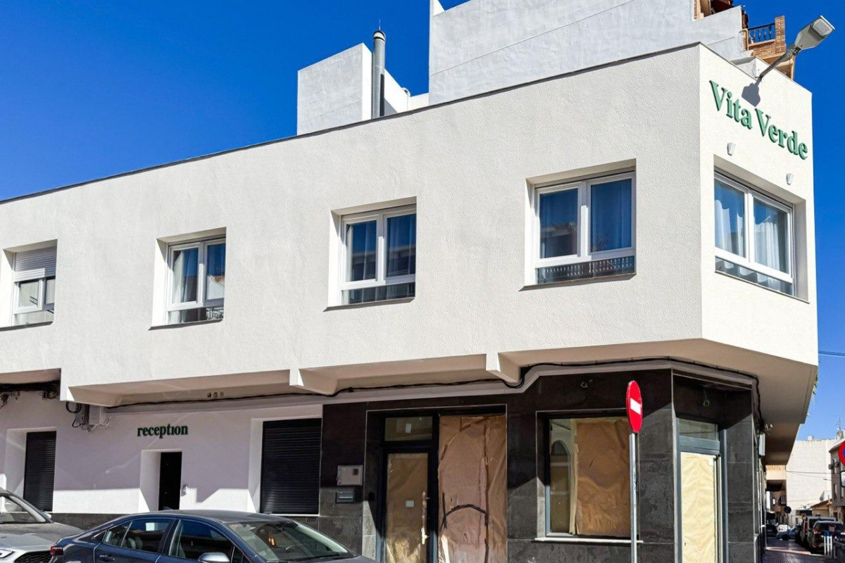 Herverkoop - Hotel - Torrevieja - Centro