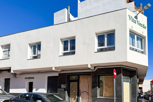 Herverkoop - Hotel - Torrevieja - Centro