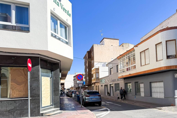 Herverkoop - Hotel - Torrevieja - Centro