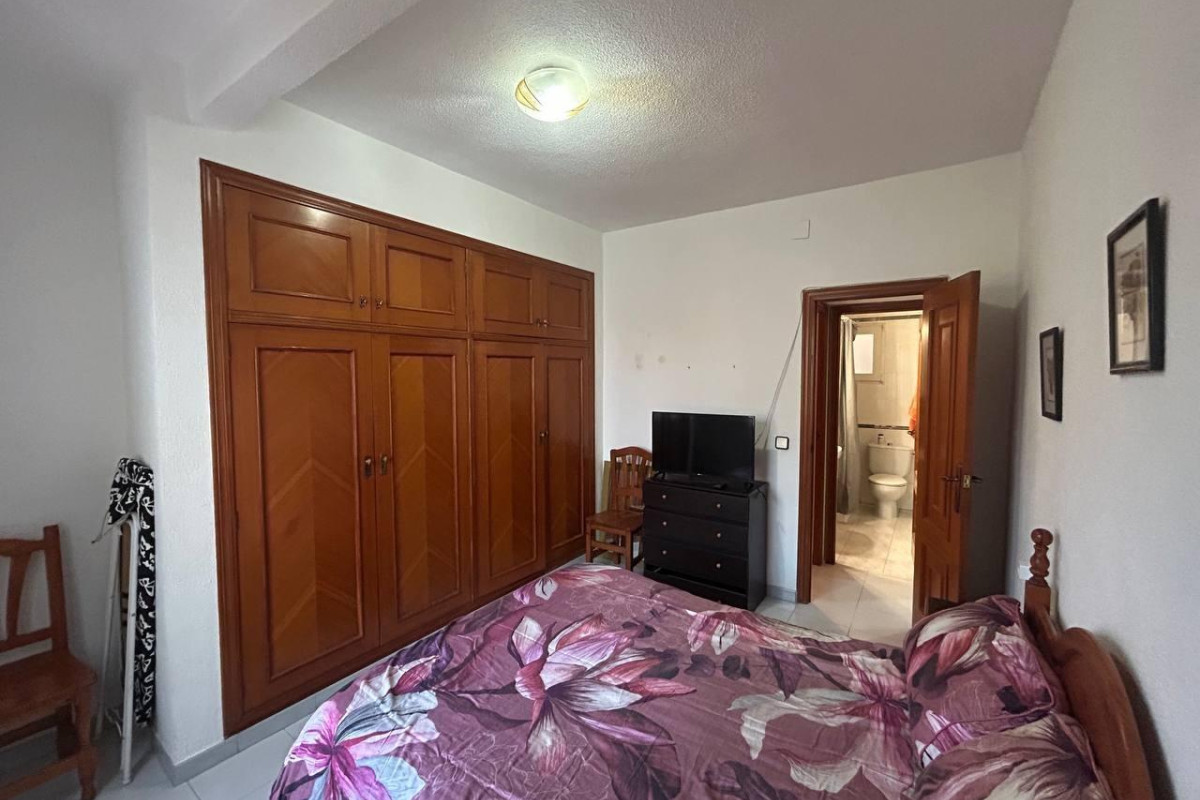 Resale - Apartment  - Torrevieja - Playa del Cura