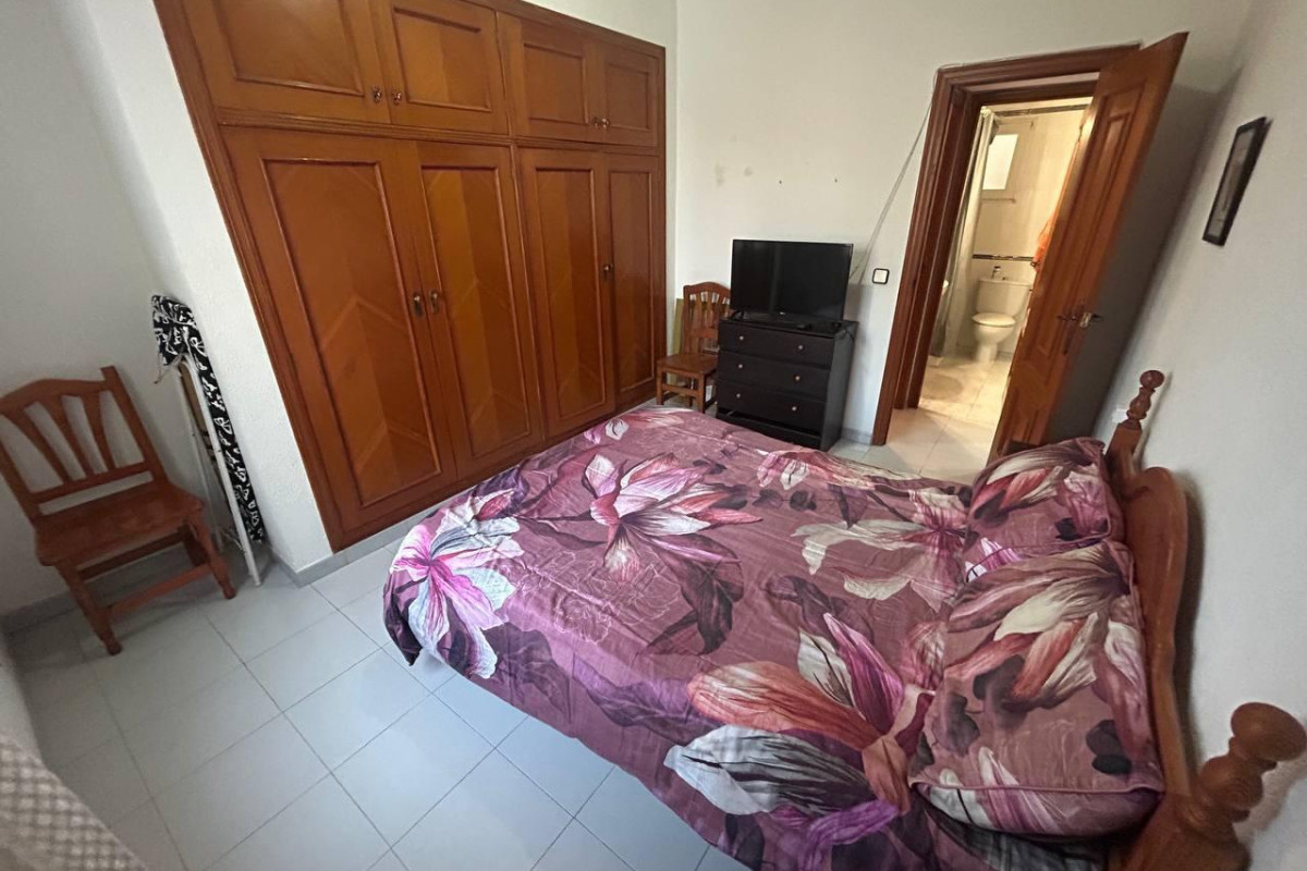 Resale - Apartment  - Torrevieja - Playa del Cura