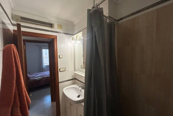 Resale - Apartment  - Torrevieja - Playa del Cura