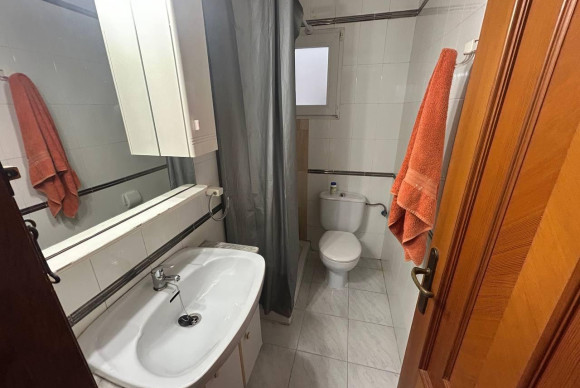 Resale - Apartment  - Torrevieja - Playa del Cura