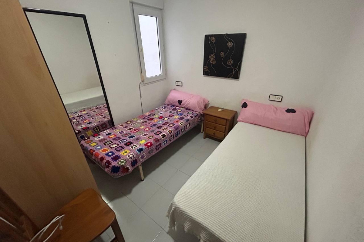 Resale - Apartment  - Torrevieja - Playa del Cura