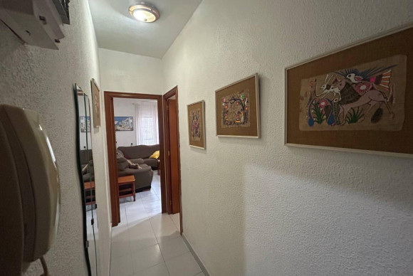 Resale - Apartment  - Torrevieja - Playa del Cura