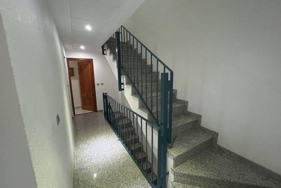 Resale - Apartment  - Torrevieja - Playa del Cura