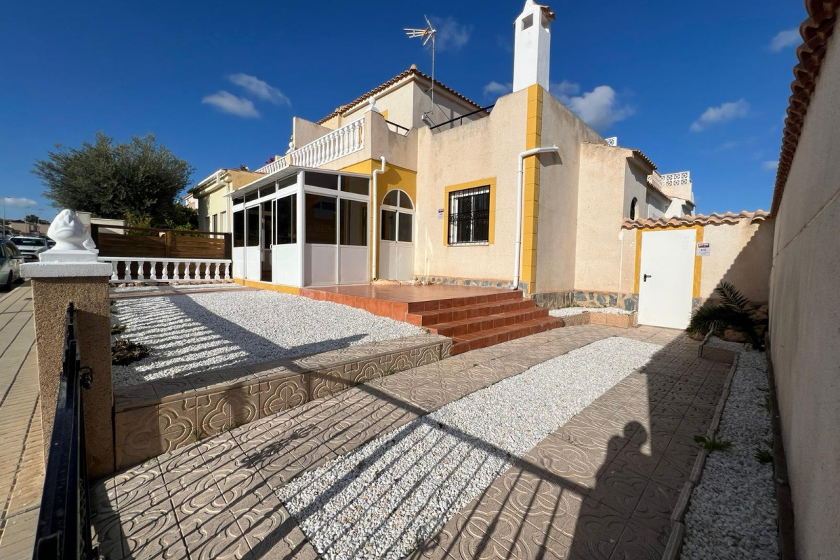 Resale - Townhouse - Orihuela Costa - Punta Prima